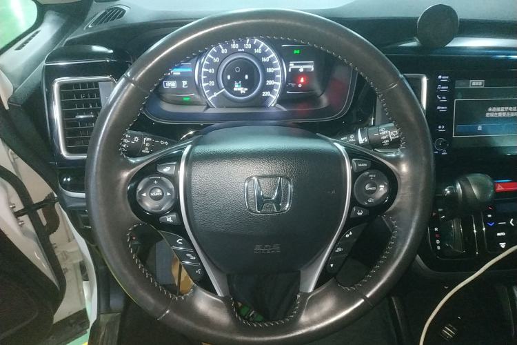 Used Honda Elysion 2019 2.0L Hybrid Luxury Edition
