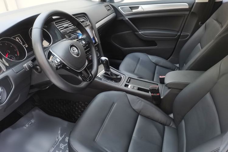 Used Volkswagen Golf 2020 280TSI DSG Comfort Version
