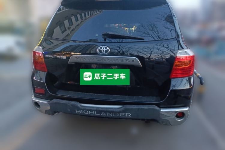 Used Toyota Highlander 2011 2.7L Two-Wheel Drive 5-Seater Sport Edition Rear