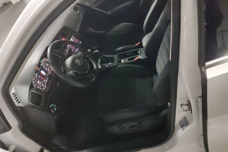 Used Volkswagen Golf 2020 280TSI DSG Luxury Edition
