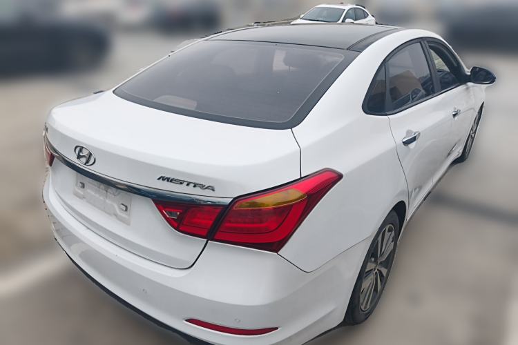 Used Hyundai Mistra 2014 1.8L Automatic Smart GLS Rear Right 45 Deg
