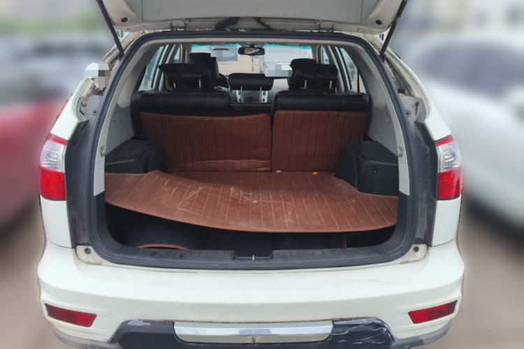 Used BYD S6 2014 2.0L Manual Luxury 5-Seater