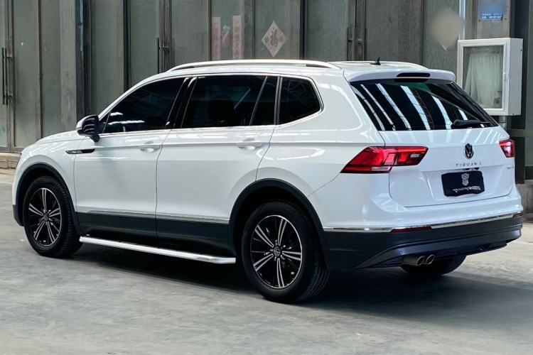 Used Volkswagen Tiguan L 2021 330TSI Automatic Two-Wheel Drive Smart Edition
