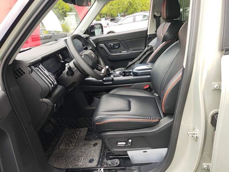 Used JETOUR Shanhai T1 2025 150 km Heading South — 14