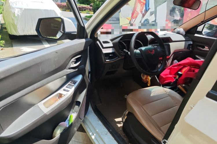 Used Wuling Hongguang 2021 1.5L S Comfort Edition LAR Driver Seat