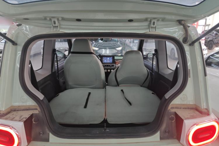 Used Wuling Hongguang MINIEV 2024 3rd Generation 215km Advanced Version
