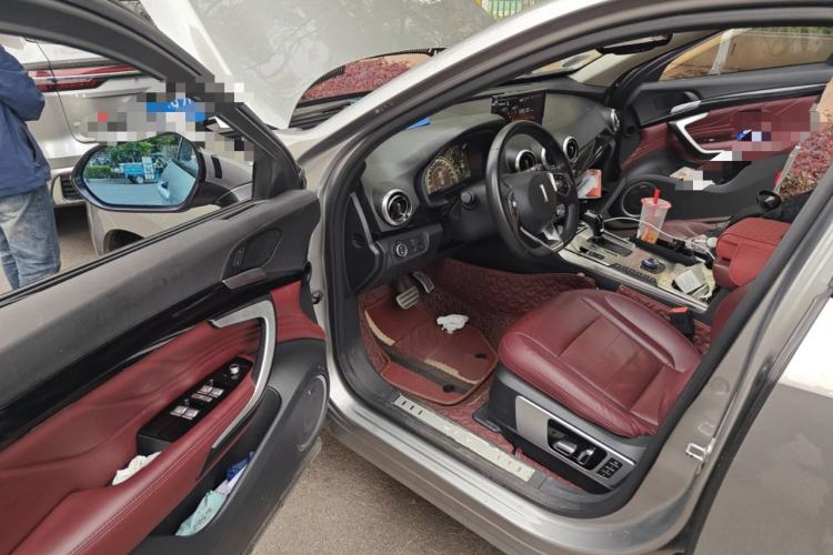 Used Wey VV7 2017 2.0T Flagship Model