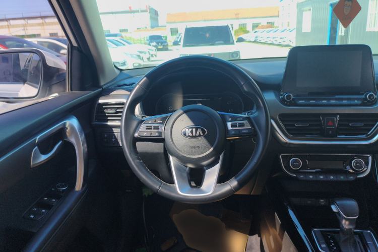 Used Kia Sportage R 2019 2.0L Automatic Smart Luxury Edition Steering Wheel