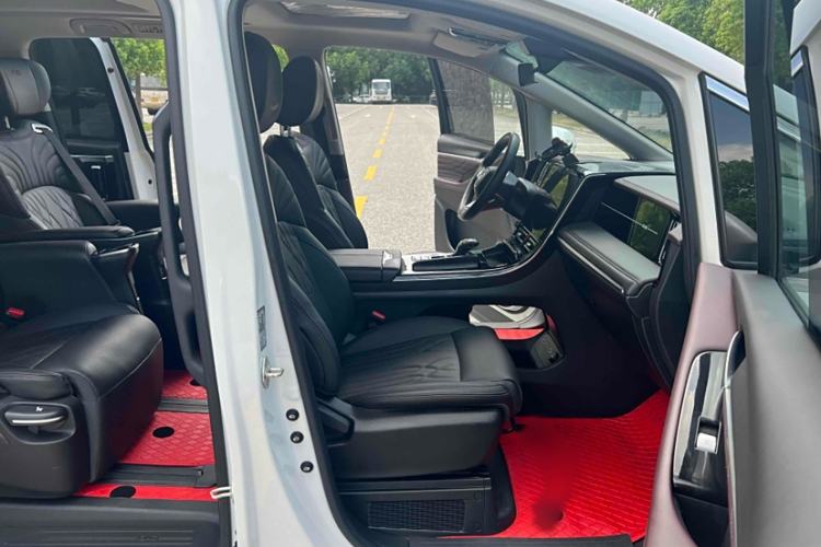 Used GAC Trumpchi M8 2024 Master Series 400T Prestige Edition