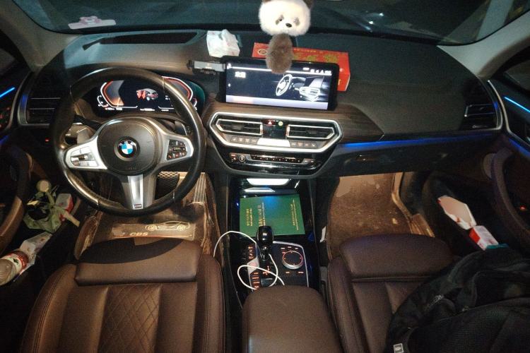 Used BMW X3 2022 Second Facelift xDrive30i Leading Edition M Night Sky Package Center Console