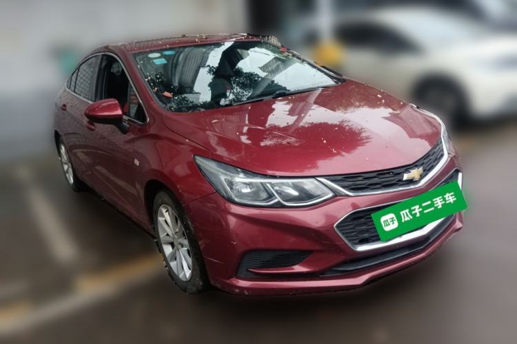 Used Chevrolet Cruze 2018 320 Automatic Pioneer Sunroof Edition Front Right 45 Deg