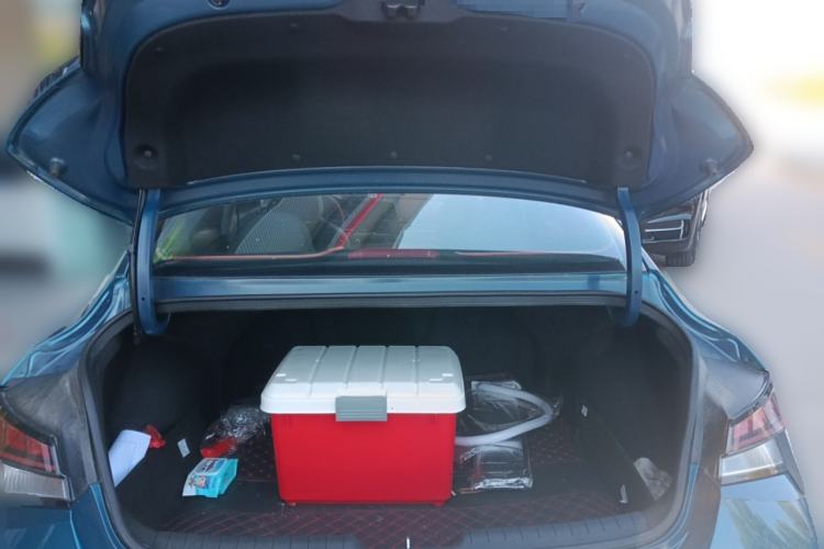 Used Hyundai Elantra 2023 1.5L CVT LUX Prestige Edition
