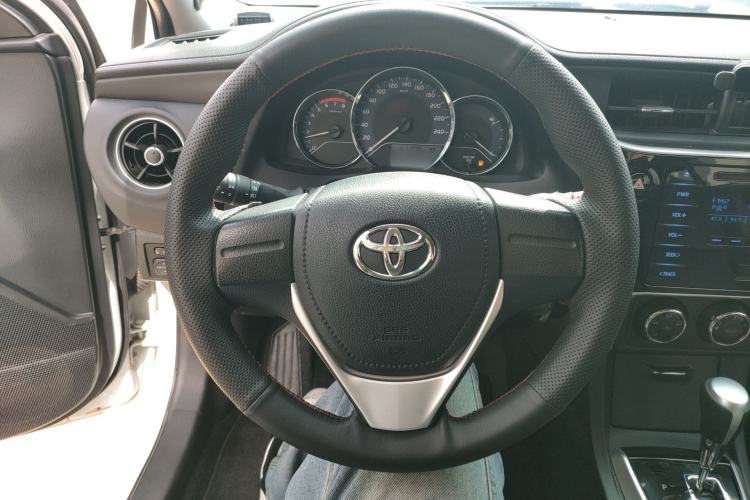 Used Toyota Corolla 2018 1.2T S-CVT GL Smart Enjoyment Version Steering Wheel