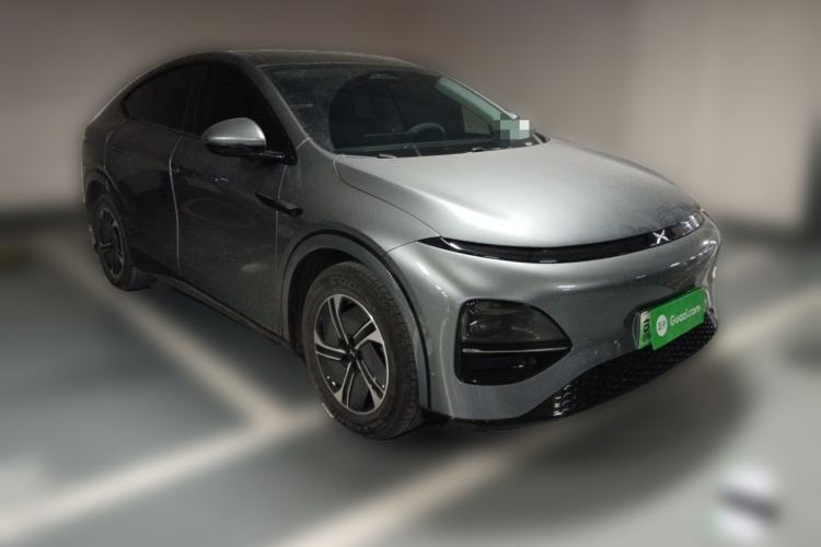 Used XPeng G6 2023 580 Long-Range Max Front Right 45 Deg