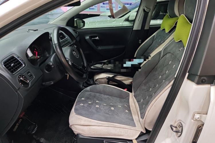 Used Volkswagen Polo 2016 1.6L Automatic Comfort Model Left Front Seat