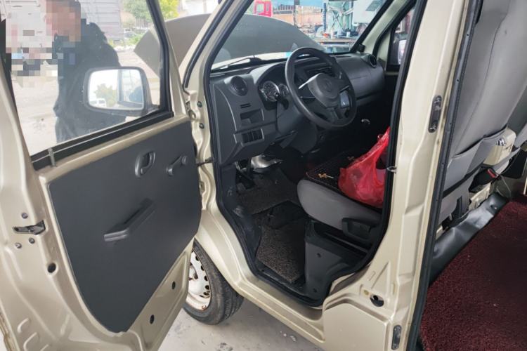 Used Dongfeng Xiaokang K07S 2016 1.2L Practical Version DK12-10 Driver Seat