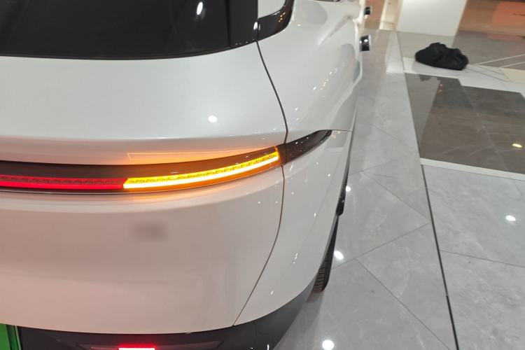 Used Zeekr 7X 2025 100kWh Long-Range All-Wheel Drive Intelligent Driving Version