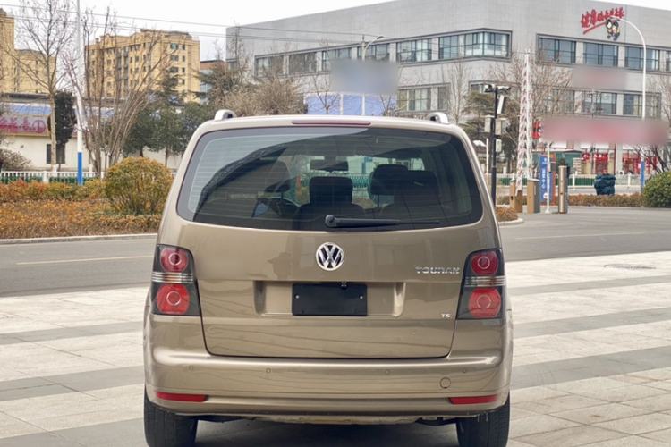 Used Volkswagen Touran 2015 1.4T Manual Comfort Edition 5-Seater