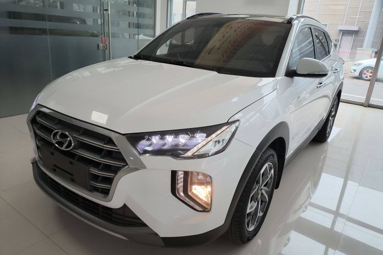 Used Hyundai Tucson 2019 280TGDi Dual-Clutch Two-Wheel Drive Fashion Edition China VI Standard
