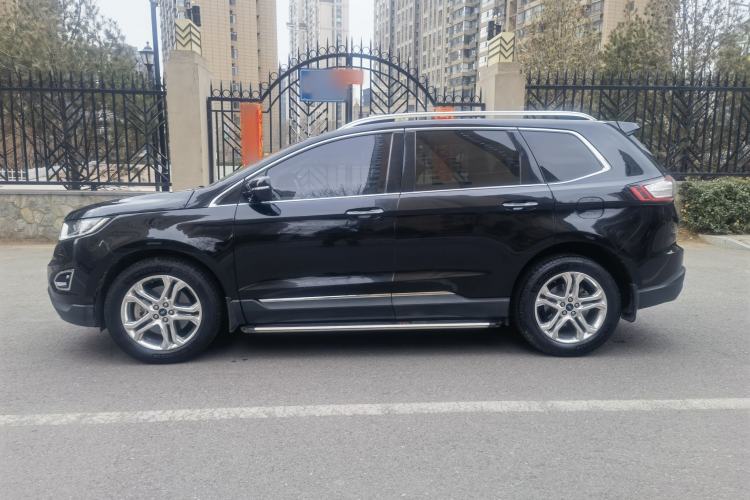 Used Ford Edge 2018 EcoBoost 245 Two-Wheel-Drive Titanium 7-Seater China V Standard
