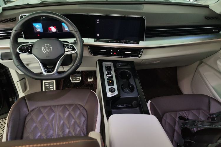 Used Volkswagen Tavendor 2023 380TSI Four-Wheel Drive R-Line Cruise Edition