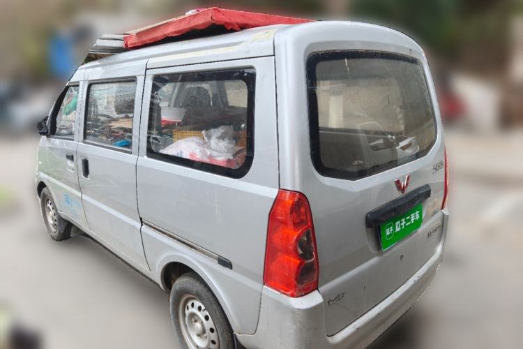 Used Wuling Rongguang 2011 1.2L Base Version
