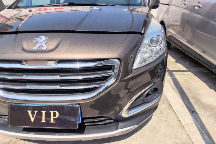 Used Peugeot 3008 2015 2.0L Automatic Classic Edition
