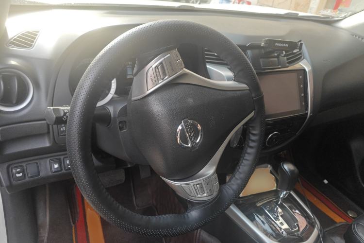 Used Nissan Terra 2018 2.5L Automatic 4x4 Flagship Edition