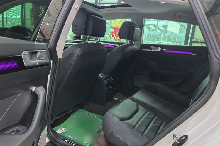 Used Volkswagen FAW-Volkswagen CC 2025 380TSI Striking All-Inclusive Edition Interior 4