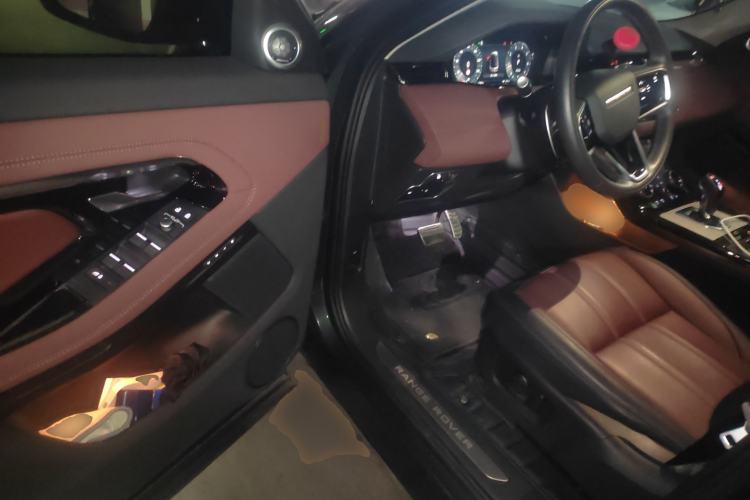 Used Land Rover Range Rover Evoque 2023 Aurora L 249 PS Luxury Edition