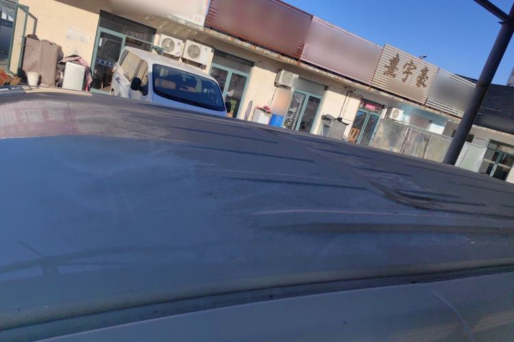 Used SAIC MAXUS Xintu V70 2023 2.0T Elite Edition Automatic Short Wheelbase Low Roof – 5/6 Seats