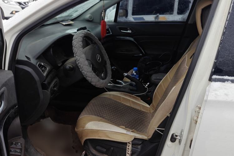 Used GAC Trumpchi GS4 2015 200T Manual Luxury Edition
