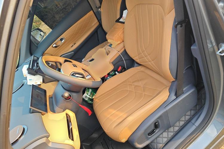 Used Geely Galaxy Xingjian 7 EM-i 2025 120km Exploration+ Version
