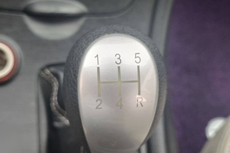 Used GAC Trumpchi GA3S Vision 2014 1.6L Manual Elite ESP Version
