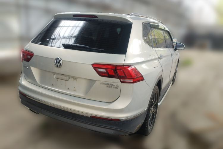 Used Volkswagen Tiguan L 2020 330TSI Automatic Two-Wheel Drive Smart Luxury Edition China VI Standard Rear Right 45 Deg