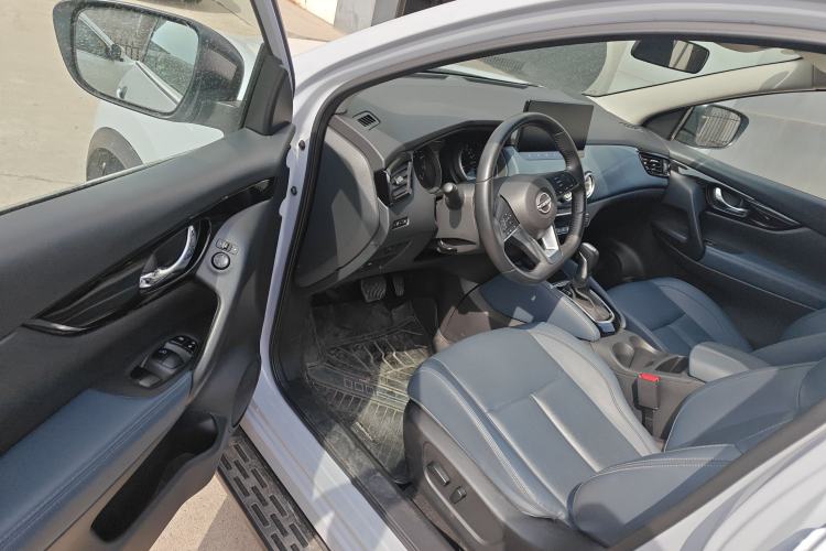 Used Nissan Qashqai 2025 Honor 2.0L CVT XV+ Leading Edition
