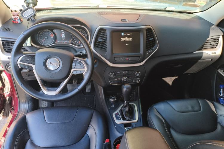 Used Jeep Cherokee 2017 2.4L Professional Smart Edition