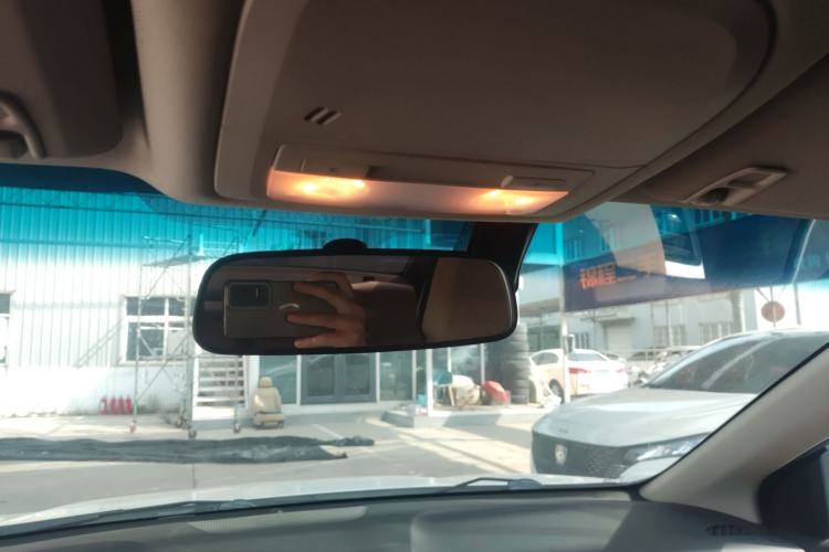 Used Chevrolet Monza 2020 320 Automatic Enjoyment Edition Headliner