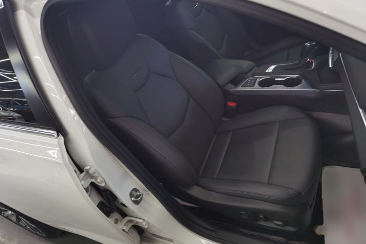 Used Cadillac CT4 2021 28T Luxury Model Right Front Seat