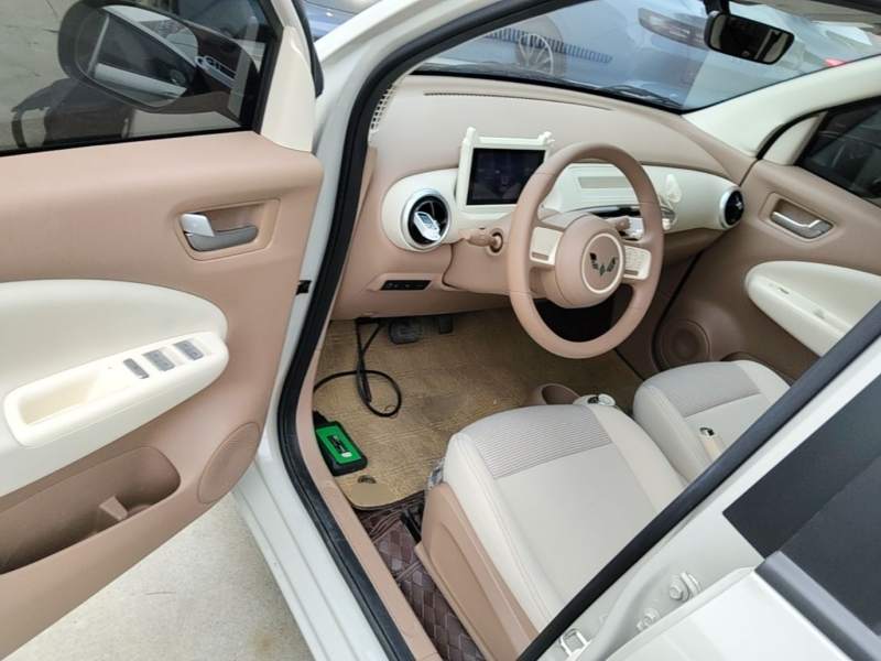 Used Wuling Hongguang MINIEV 2025 Four-Door Version Advanced Edition — 15