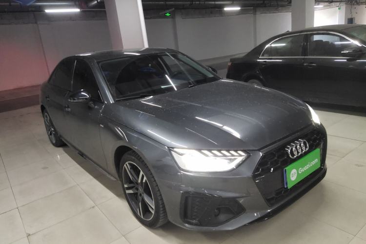 Used Audi A4L 2022 40 TFSI Luxury Dynamic Model Front Right 45 Deg