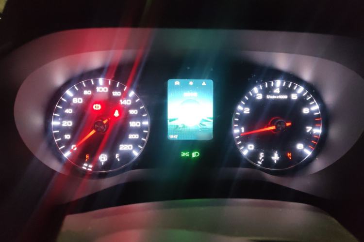 Used Roewe i5 2021 1.5L Manual Platinum Edition