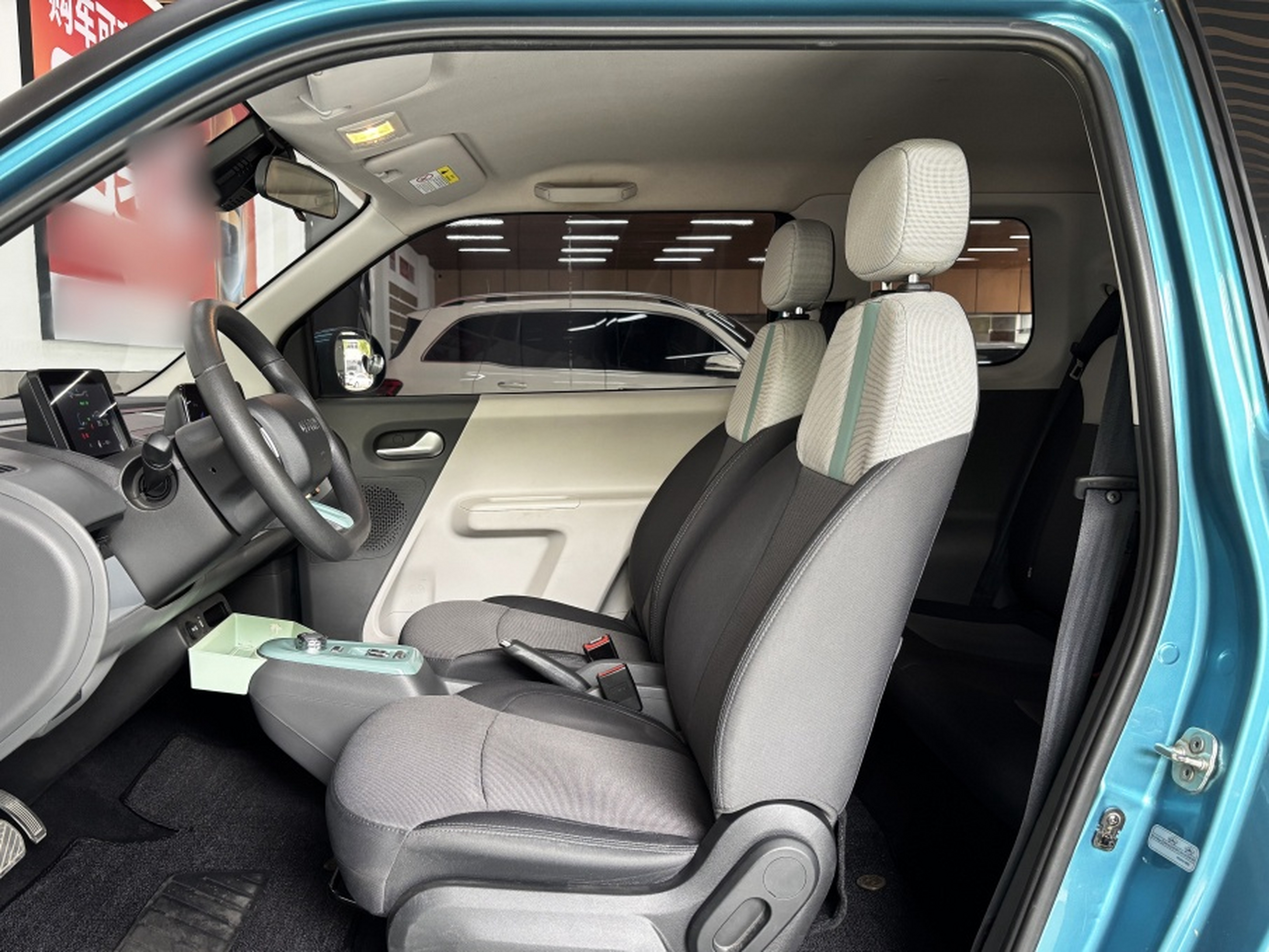 Interior delantero