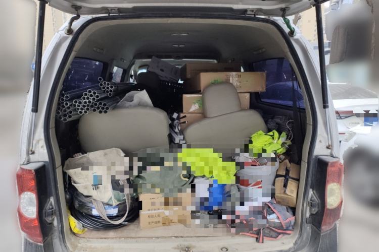 Used JAC Group Refine 2011 2.4L Colorful Journey Gasoline Standard Edition HFC4GA1-C