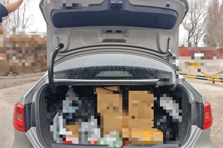 Used Volkswagen Sagitar 2014 Revised Version 1.6L Automatic Comfort Edition Trunk