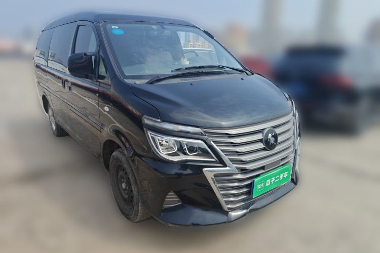 Used FORTHING Lingzhi 2022 Entry-Level M5L 2.0L Basic Version 7 Seats