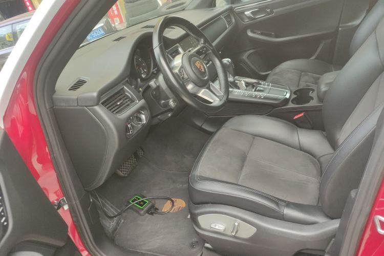 Used Porsche Macan 2017 Macan 2.0T Left Front Seat