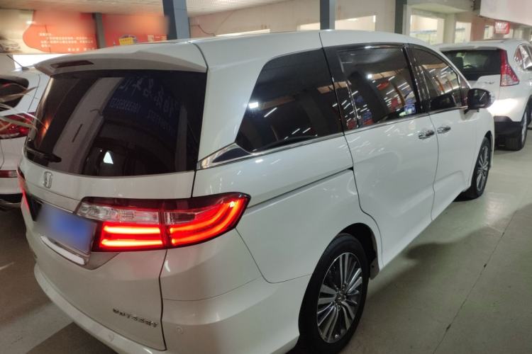 Used Honda Odyssey 2018 2.4L Smart Edition Rear Right 45 Deg