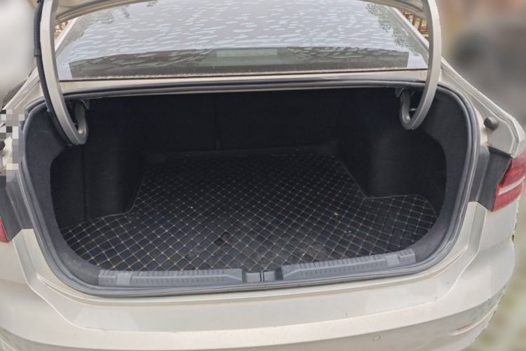 Used Volkswagen Lavida 2022 1.5L Automatic Vision Edition Trunk