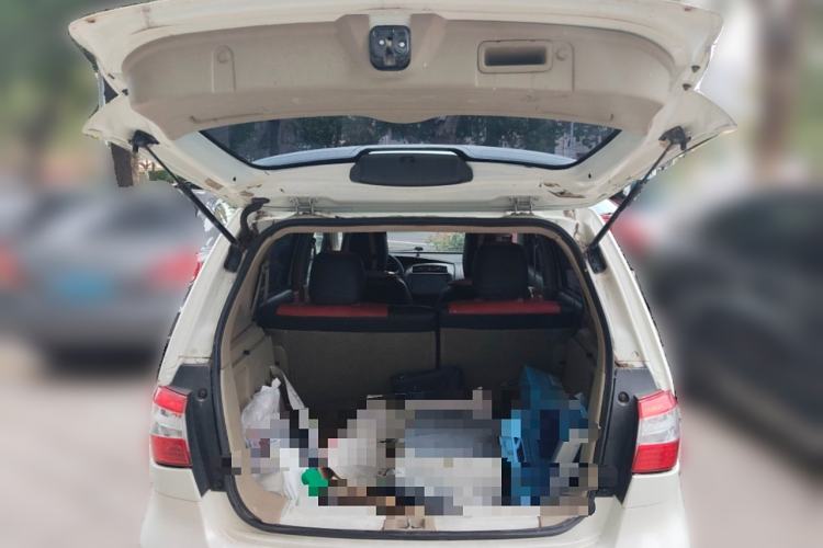 Used Nissan Livina 2013 1.6XL Manual Luxury Edition
